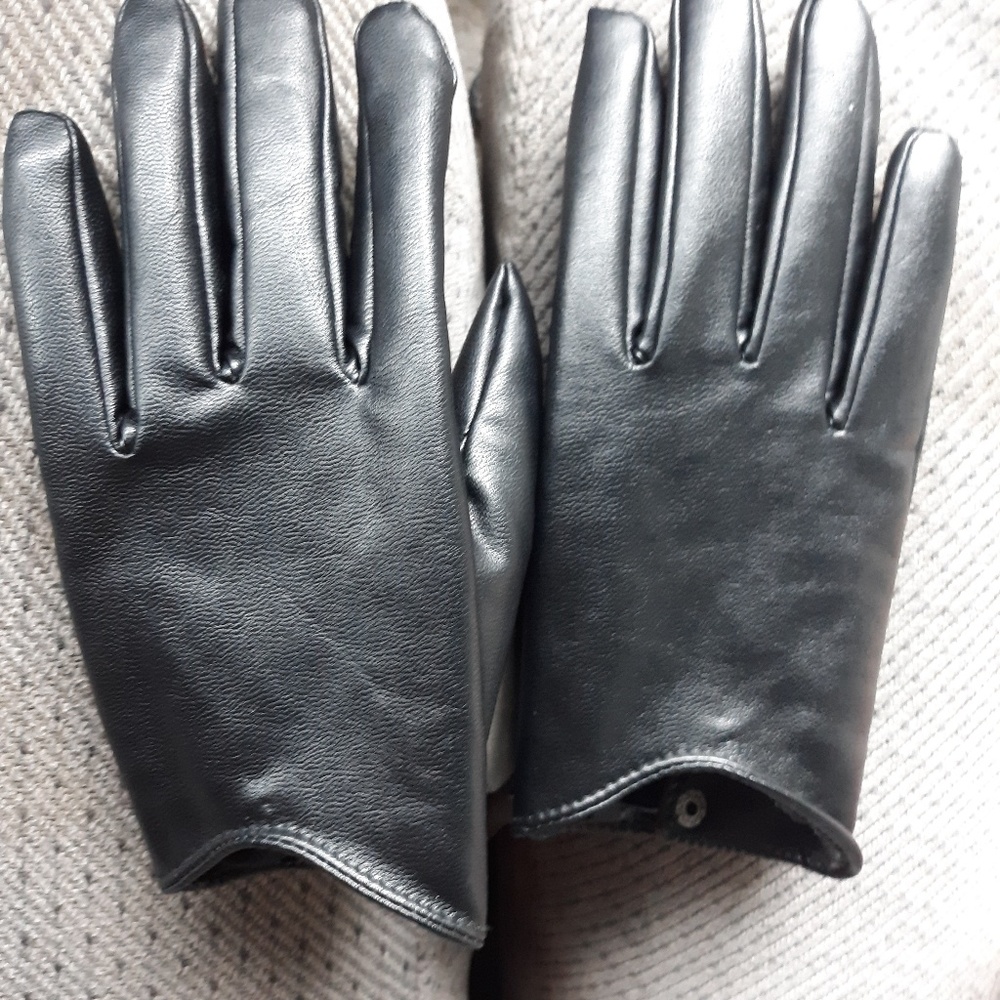 Gloves